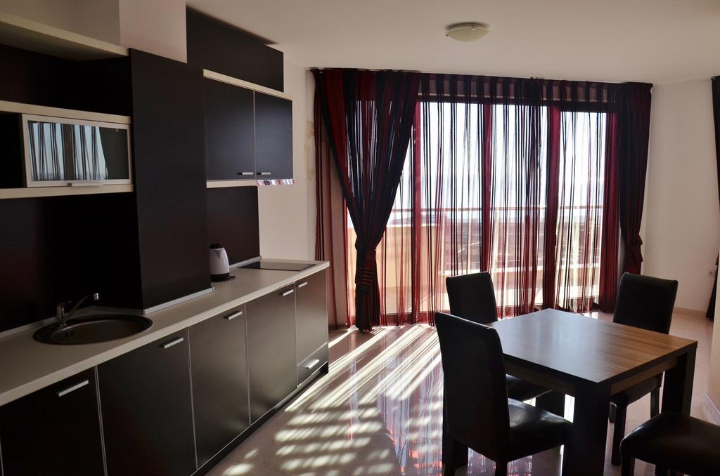 Aparthotel Millennium Apart Complex à Sveti Vlas Extérieur photo