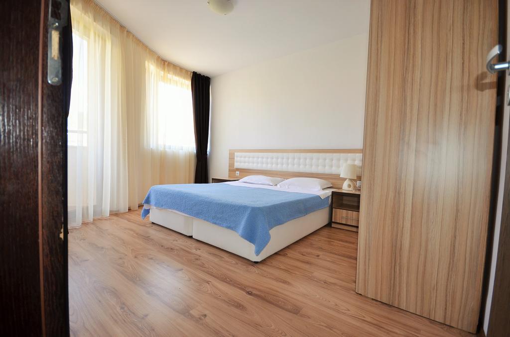 Aparthotel Millennium Apart Complex à Sveti Vlas Extérieur photo
